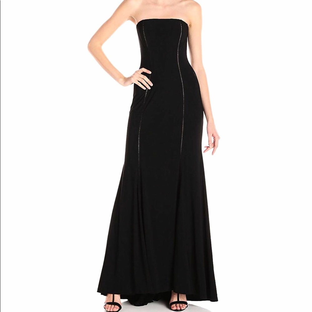 Adrianna Papell Gown